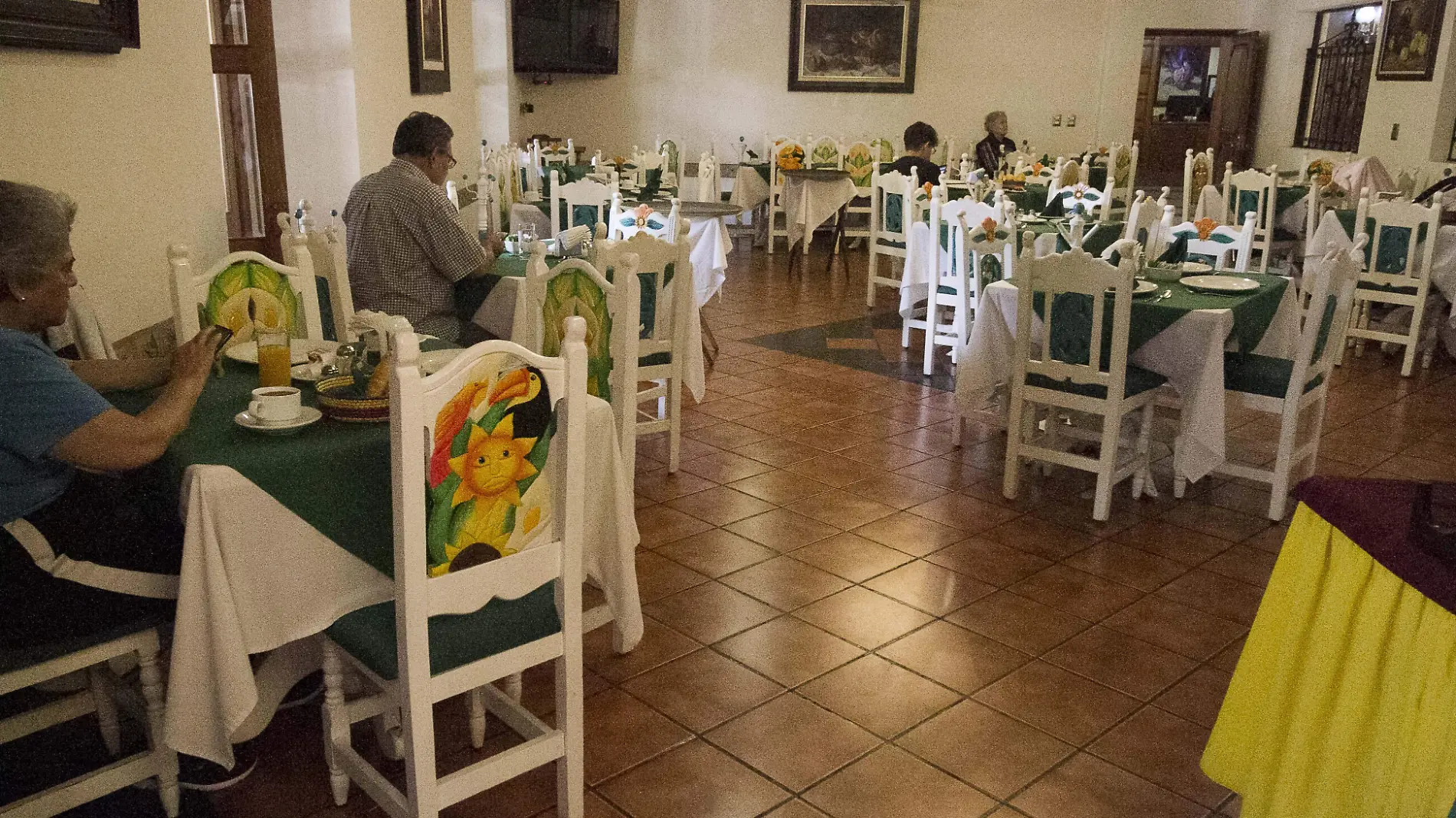 A pocos días de celebrarse el Año Nuevo los restaurantes de San Juan del Río registran 80